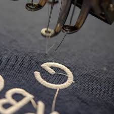 Искусство вышивки на заказ создайте уникальные вещи Искусство вышивки на заказ создайте уникальные вещи